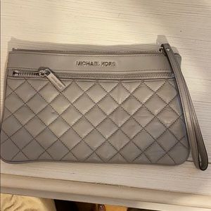 Michael kors wristlet